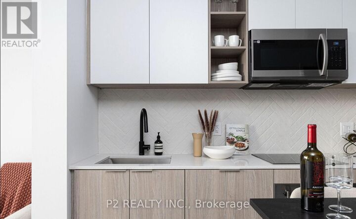 Property Photo: 36 Zorra Street 3301 ON M8Z 0G5