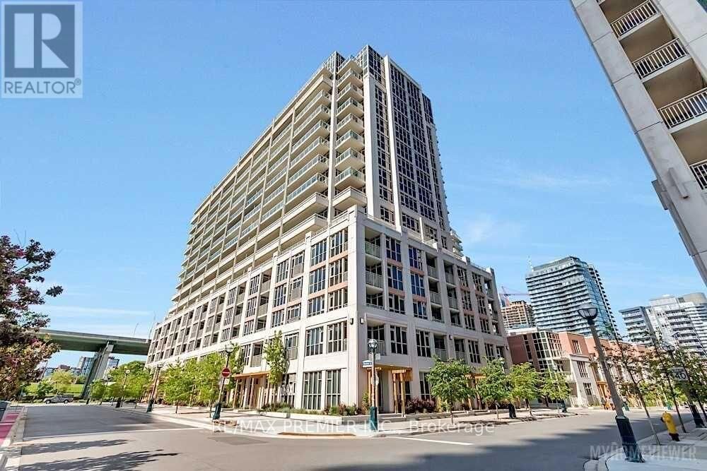 Property Photo:  35 Bastion Street 1916  ON M5V 0C2 