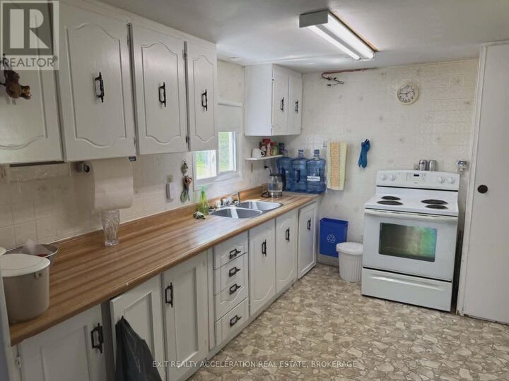 Property Photo:  3909 County Rd 9  ON K7R 3K8 