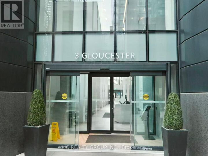 Property Photo: 3 Gloucester Street 809 ON M4Y 1Z4