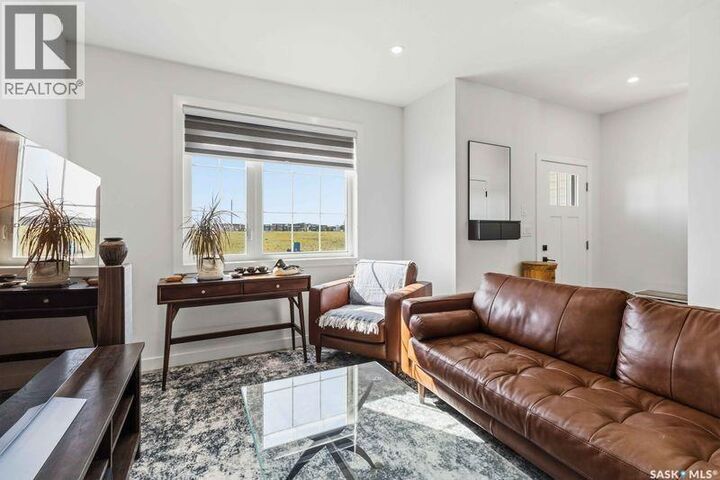 Property Photo:  205 235 Feheregyhazi Boulevard  SK S7W 1G8 