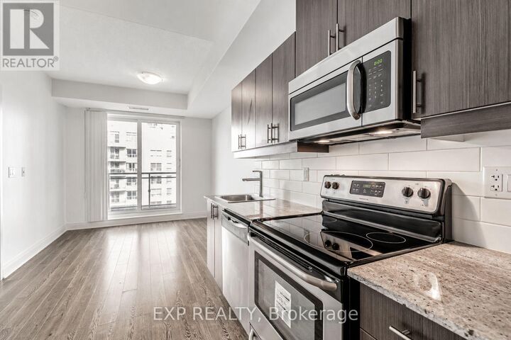 Property Photo: 17 Kenaston Gardens 401 ON M2K 1G7