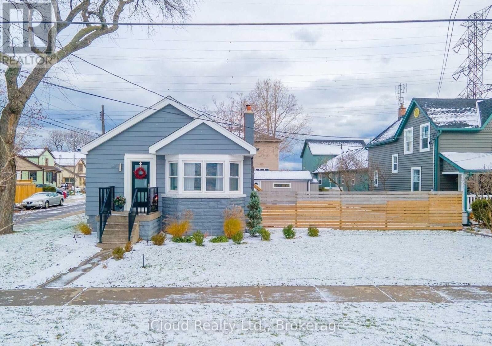 Property Photo: 361 Beach Boulevard ON L8H 6W4