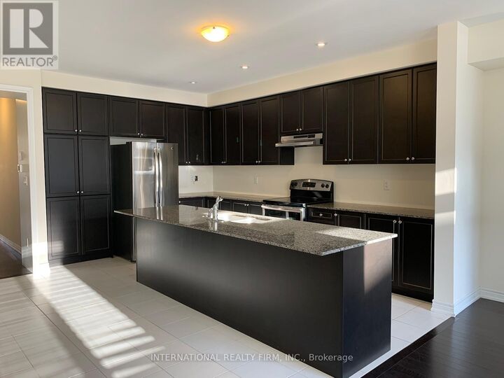 Property Photo: 10 Folliot Street ON L4G 0W1