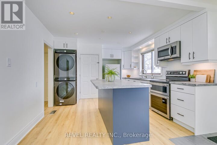 Property Photo: 134 Longfield Road Upper ON L7J 2K4