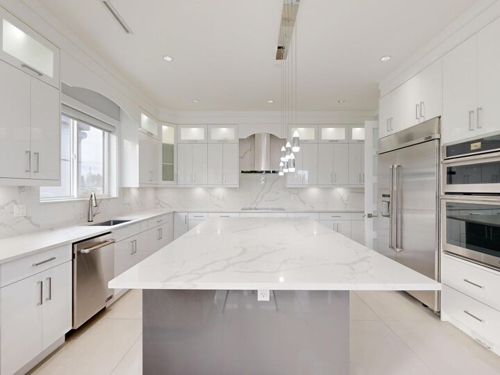 Property Photo: 17997 56A Avenue BC V3S 5H4