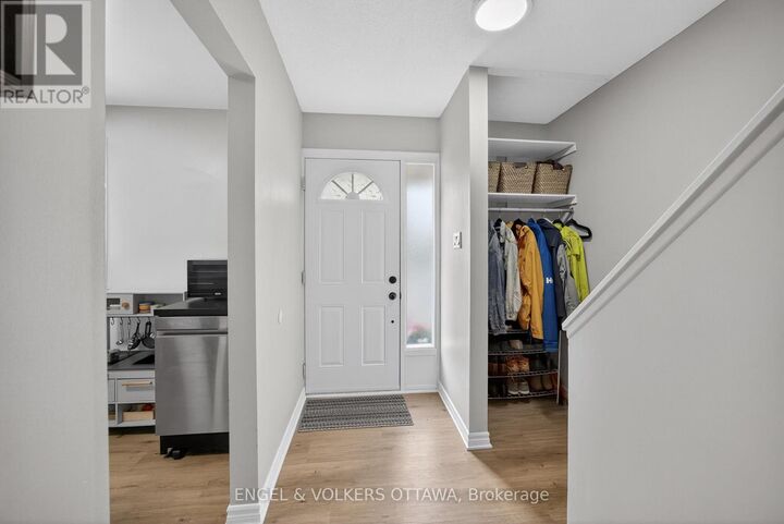 Property Photo:  3258 Bannon Way 60  ON K1T 1T3 