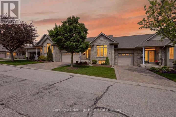 Property Photo: 450 Lakeview Drive 13 ON N4T 1V6