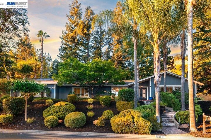 Property Photo: 3081 Oakraider Dr CA 94507