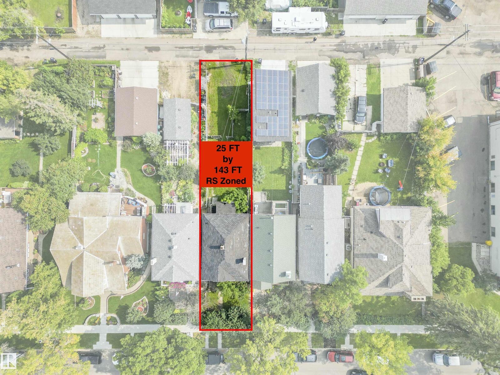 Property Photo:  11121 127 Street NW  AB T5M 0T5 