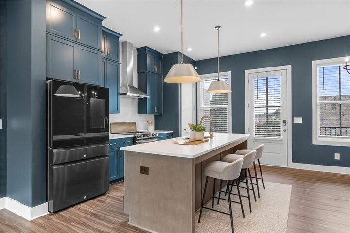 Property Photo:  988 Viney Way NW  GA 30318 