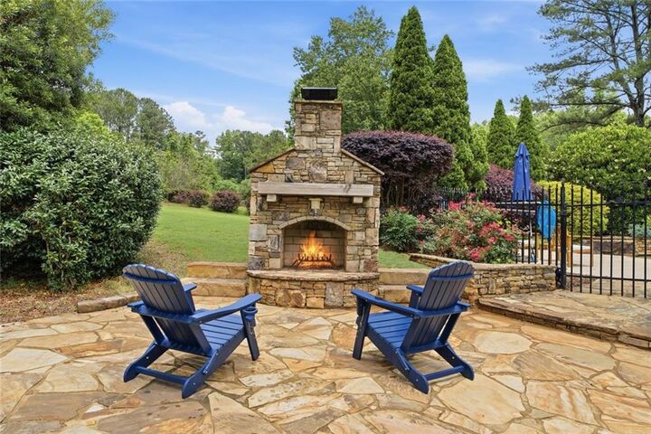 Property Photo:  230 Thompson Springs Drive  GA 30004 