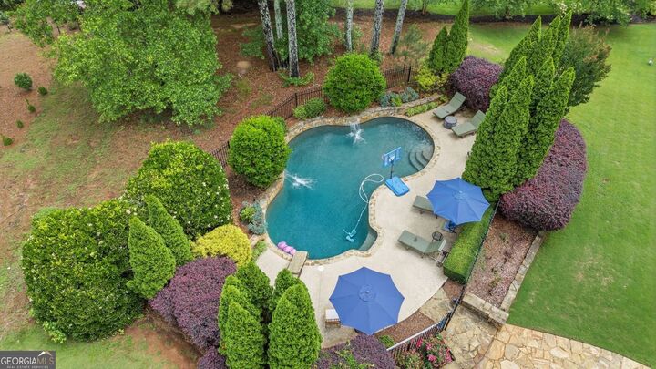Property Photo: 230 Thompson Springs Drive GA 30004