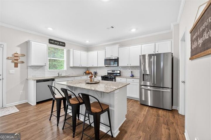 Property Photo: 320 Barnwood Lane GA 30534