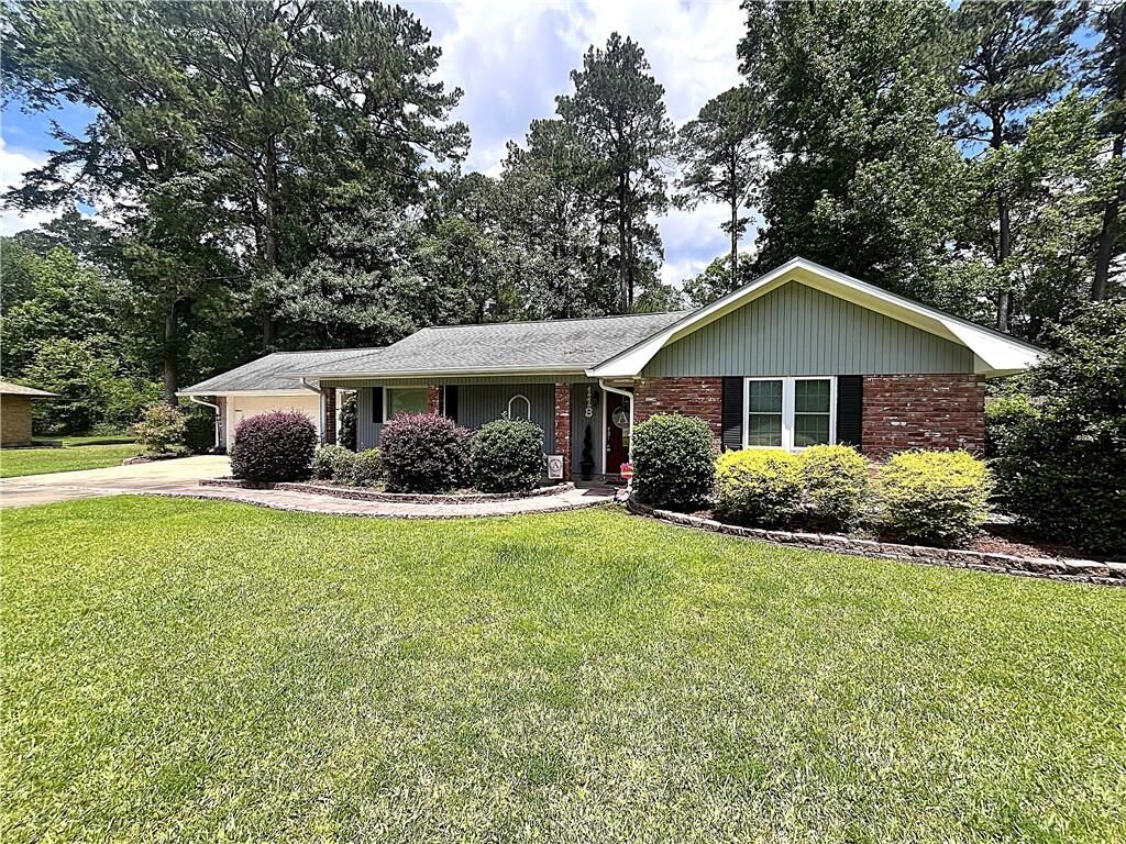 Property Photo: 118 Cedar Point Lane LA 71360