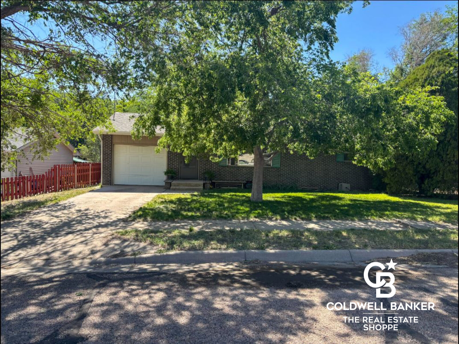 Property Photo: 2613 N 7th Street KS 67846