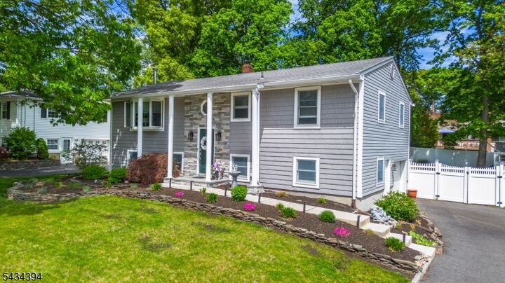 Property Photo:  42 Summit Rd  NJ 07438 
