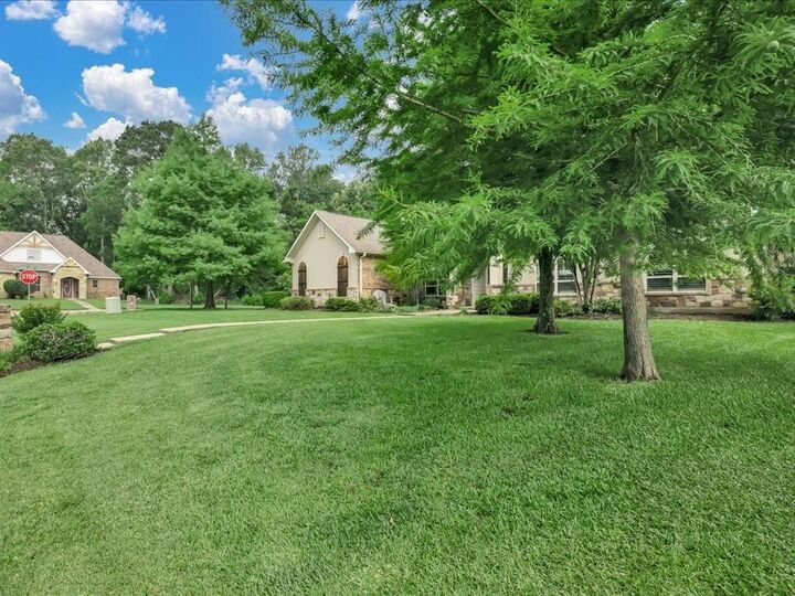 Property Photo: 138 Copperwood Loop TX 75901