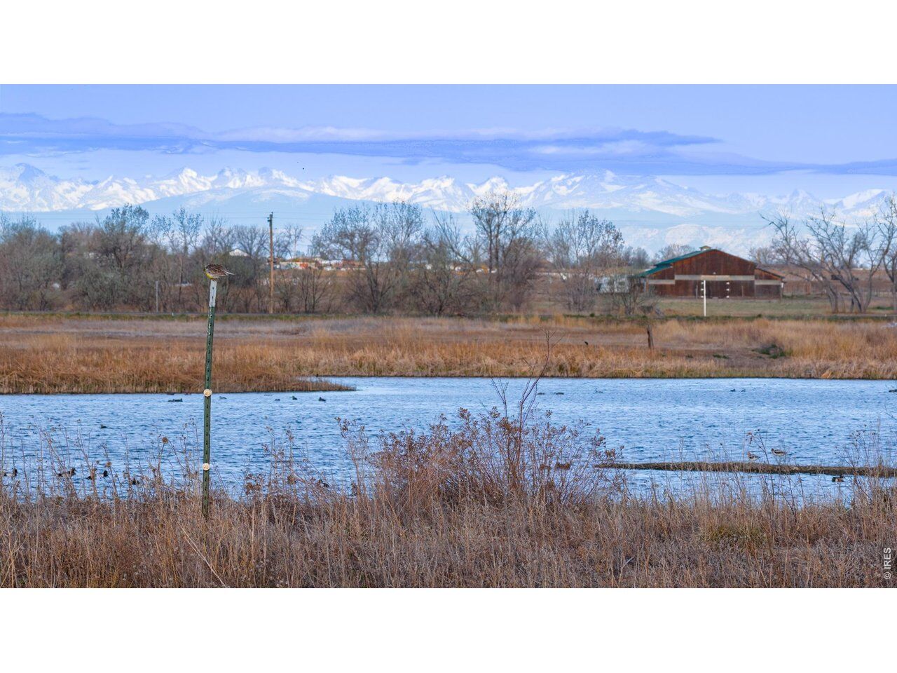 Property Photo:  