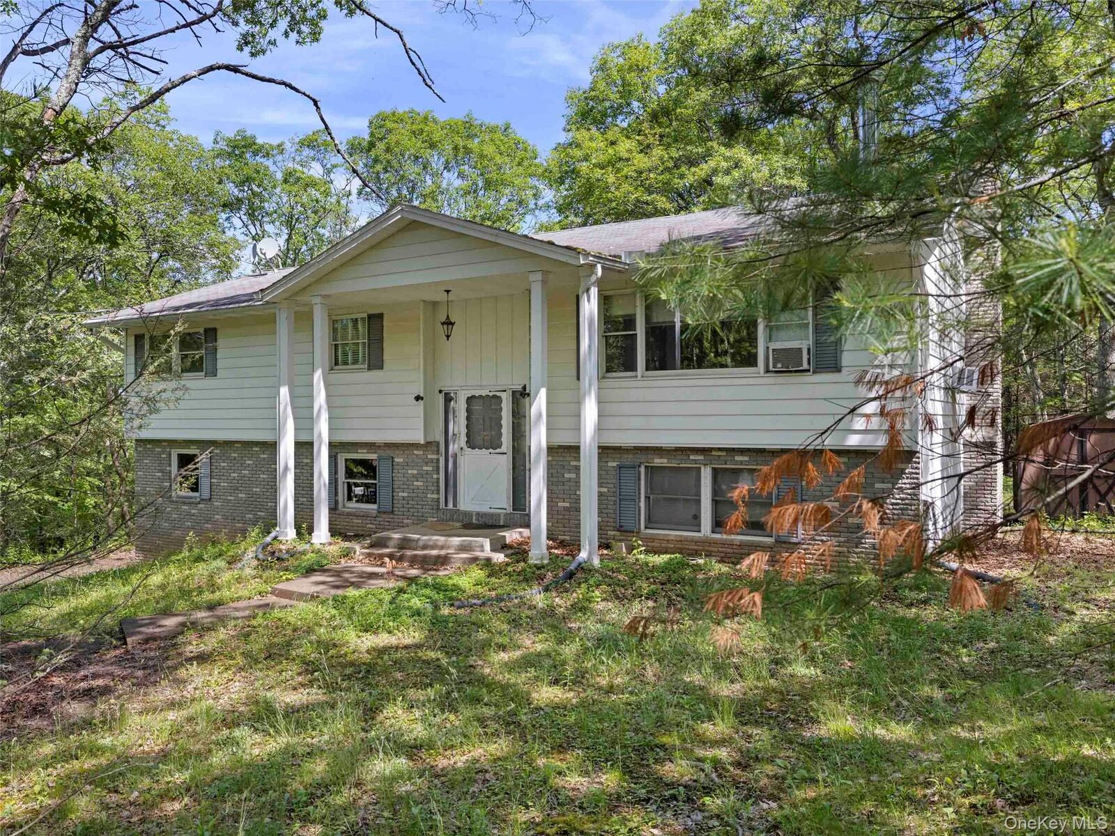 Property Photo:  1079 Josephs Boulevard  NY 12477 