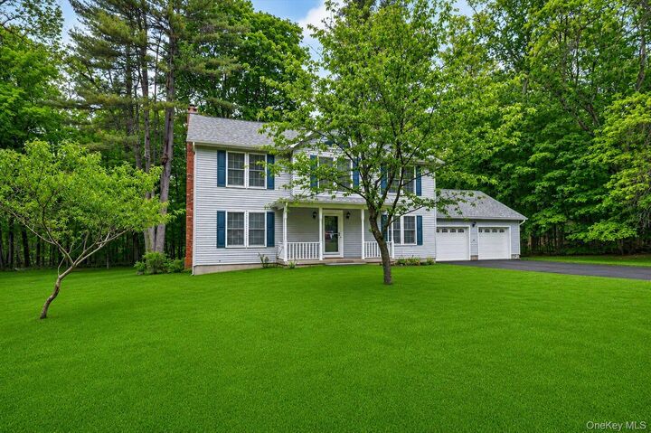 Property Photo:  9 Karen Court  NY 12575 