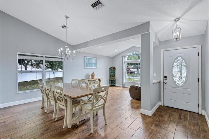Property Photo: 4909 6th Avenue E FL 34208