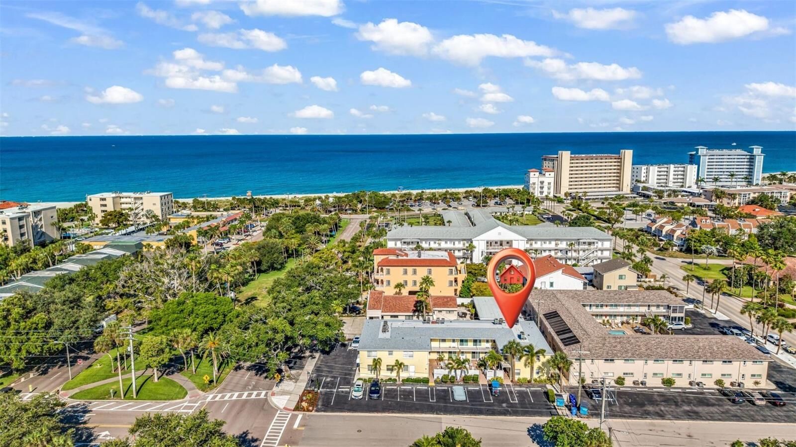 Property Photo: 700 W Venice Avenue 206 FL 34285