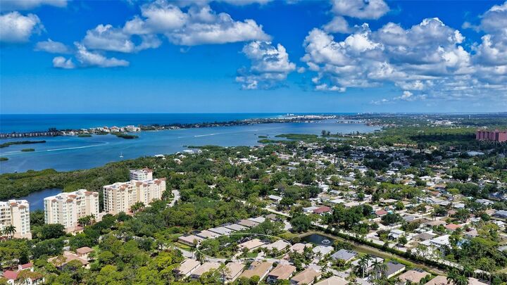Property Photo: 292 Turquoise Lane FL 34229