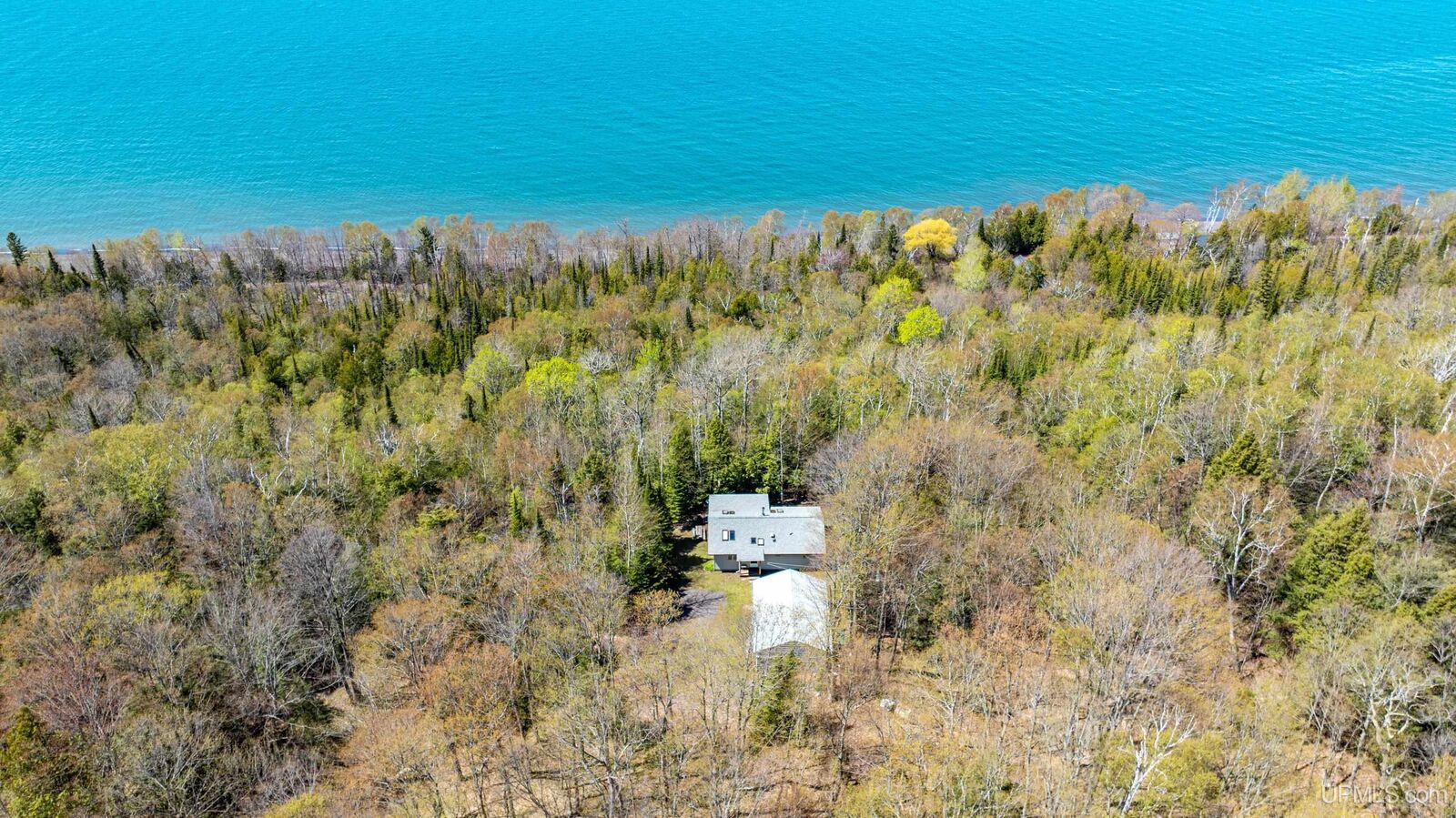 Property Photo:  49190 Upper Freda Shores Road  MI 49905 