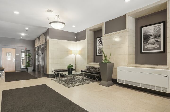 Property Photo:  221 E Cullerton Street 812  IL 60616 
