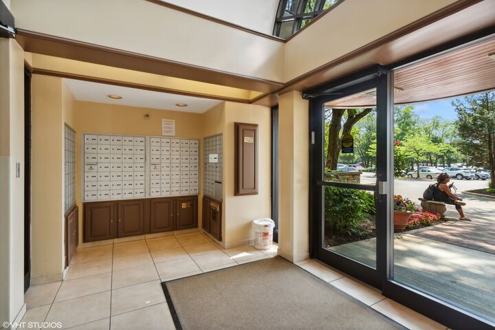 Property Photo:  509 Aurora Avenue 220  IL 60540 