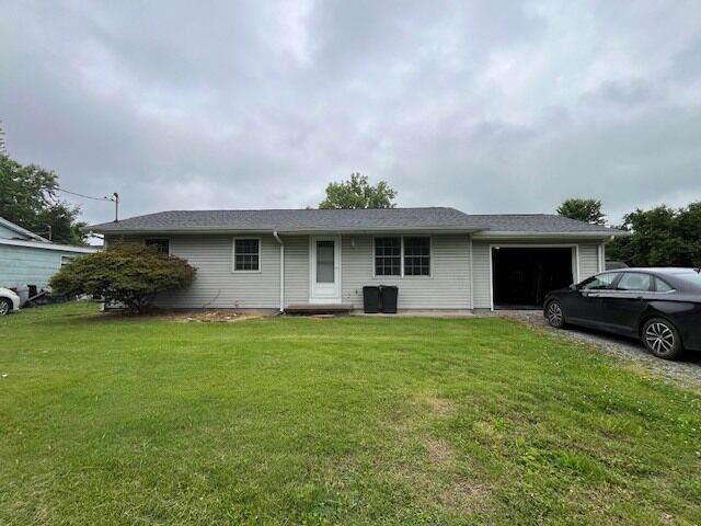 Property Photo:  717 N 21st Street  IL 62948 