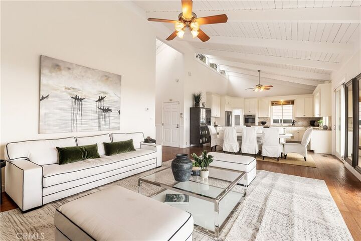 Property Photo: 8462 Hillcroft Drive CA 91304