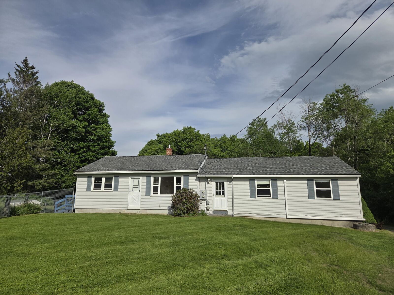 Property Photo: 2525 West River Road ME 04330