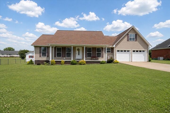 Property Photo: 30 Taylor Cir TN 38456