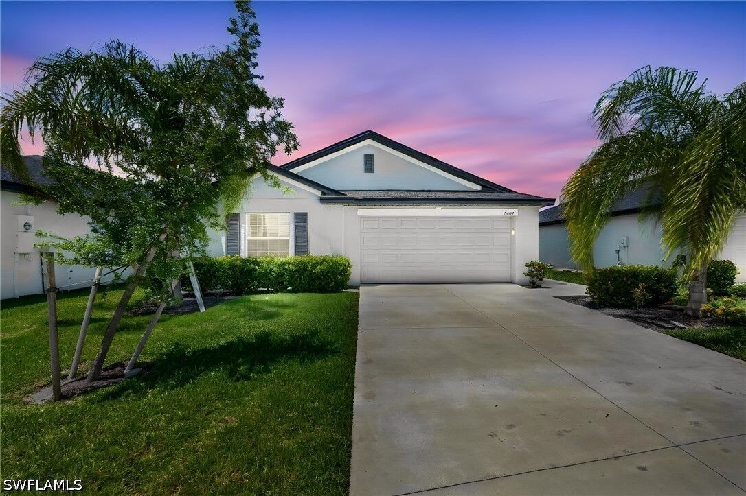 Property Photo:  4007 San Clemente Court  FL 33917 