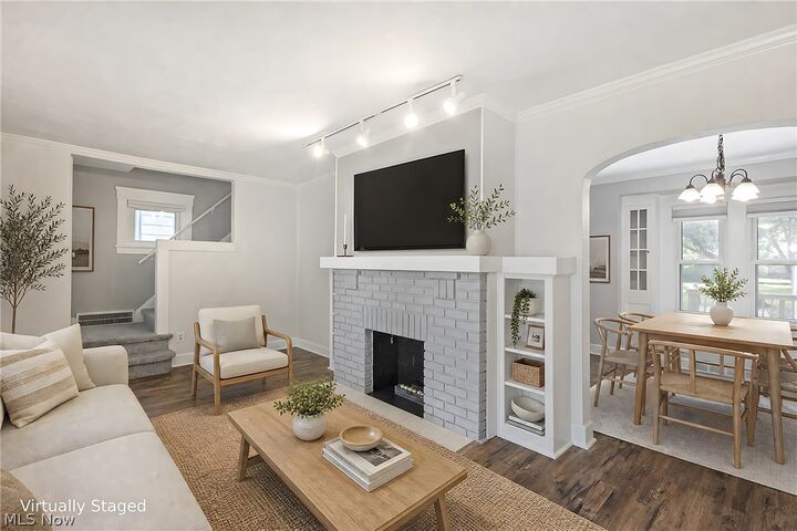 Property Photo: 1411 Belrose Road OH 44124