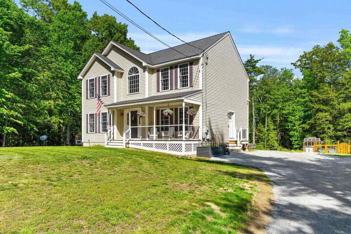 Property Photo: 28 Rossdale Lane NH 03281