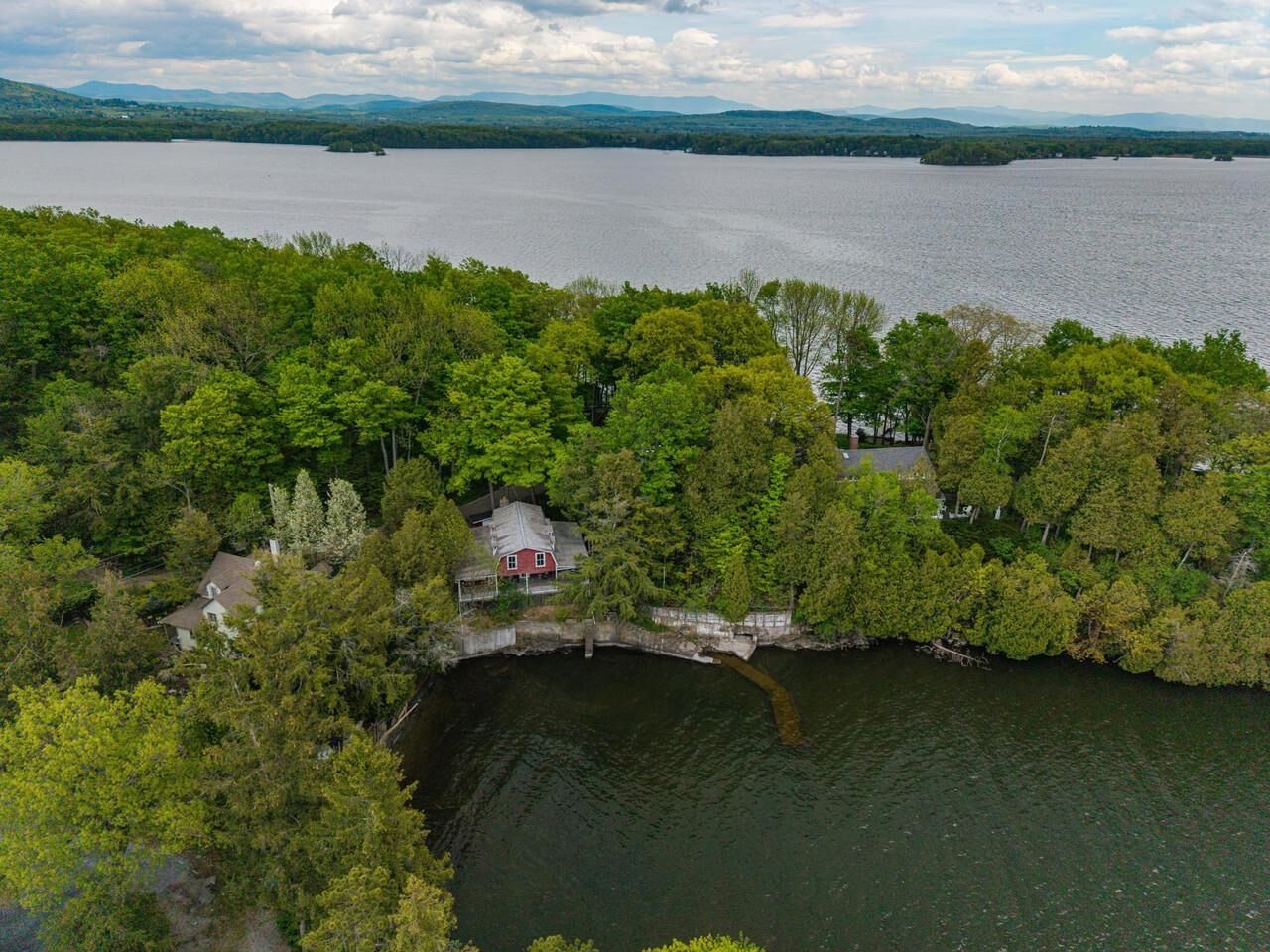 Property Photo: 526 Flat Rock Road VT 05445