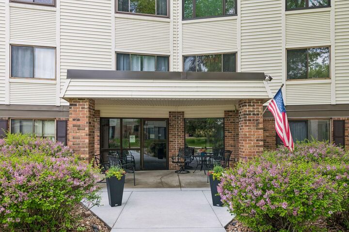 Property Photo:  10600 43rd Avenue N 201  MN 55442 