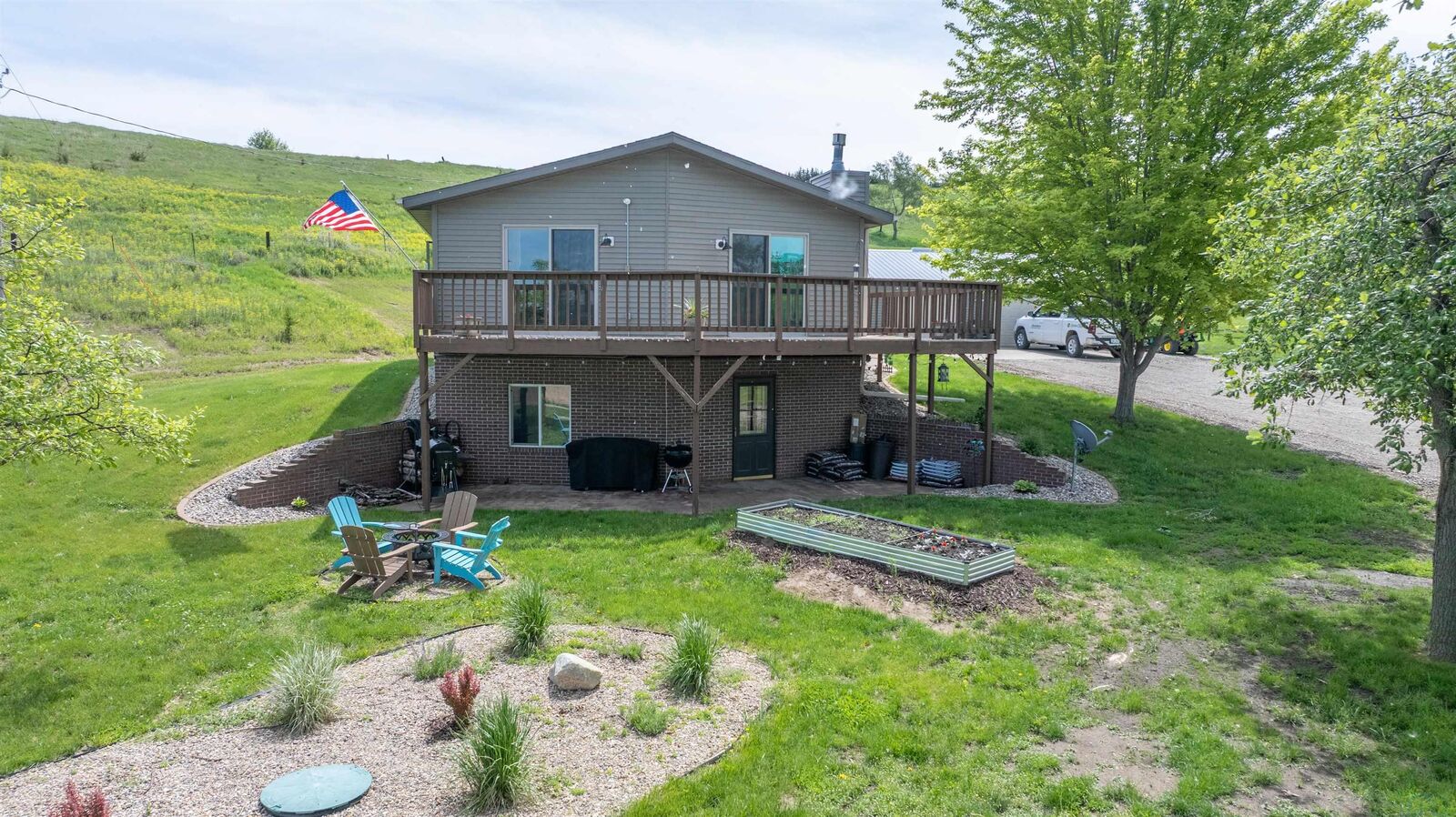 Property Photo: 12319 Oak Ave IA 51010