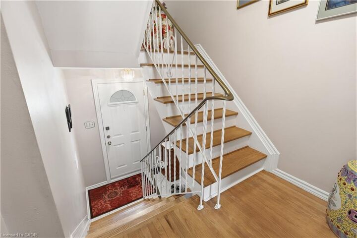 Property Photo: 1526 Westminster Place ON L7P 2B5