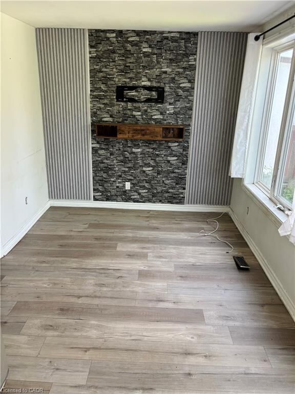 Property Photo: 218 East 8th Street ON L9A 3L8