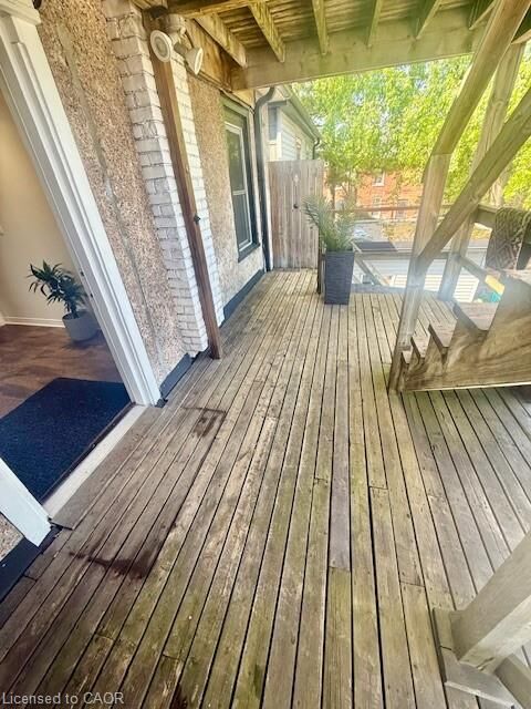Photo de la propriété: 209 Dundurn Street S 2 ON L8P 4K6