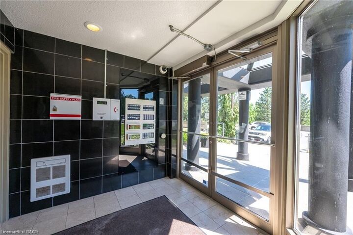 Property Photo:  45 Pond Mills Road 1007  ON N5Z 4W5 