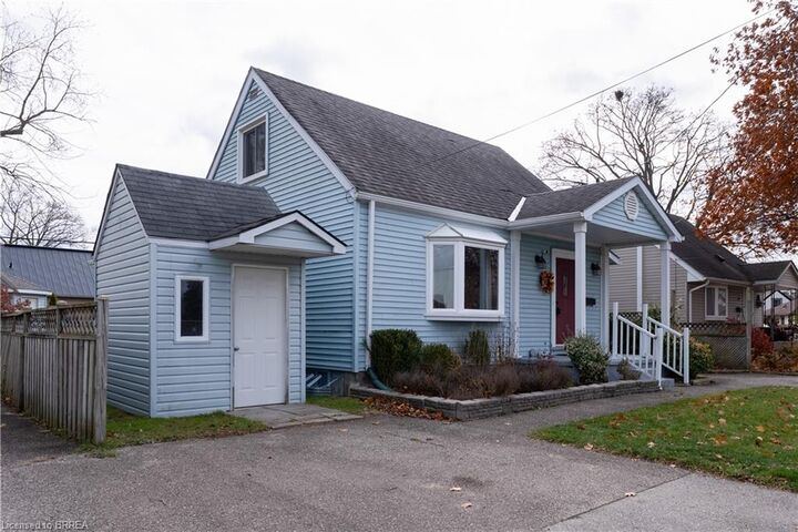 Property Photo:  37 Frank Street  ON N3T 5E1 