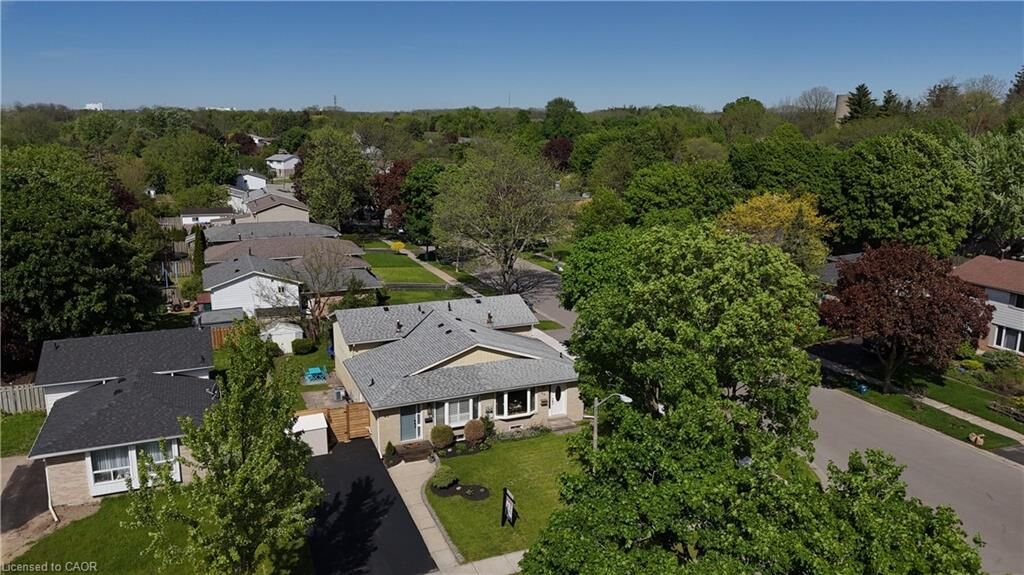 Property Photo: 43 Inverness Street ON N3V 1A9