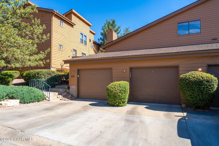 Property Photo:  237 Creekside Circle  AZ 86303 