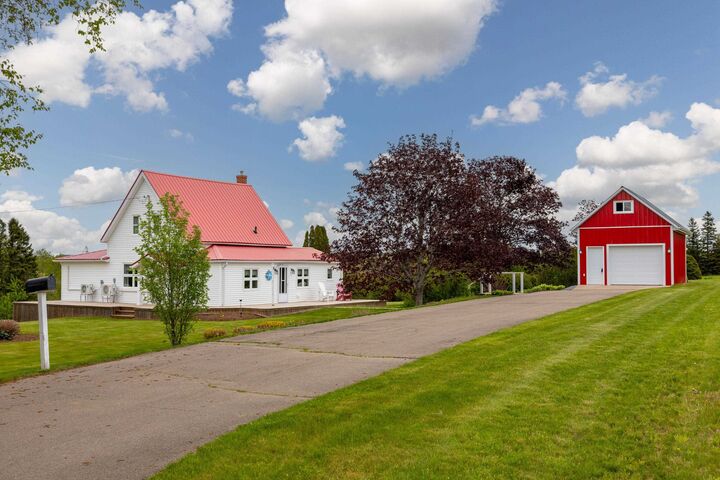 Property Photo:  37 Hilltop Road  PE C0A 1E0 