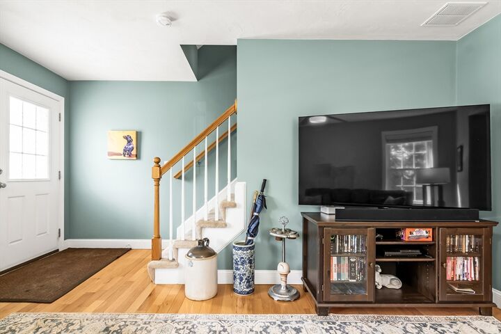 Property Photo:  11 Madison 11  MA 01830 